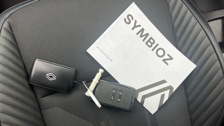 Renault Symbioz 1.6 E-Tech FHEV 145 Iconic Esprit Alpine 5dr Auto Hybrid Estate